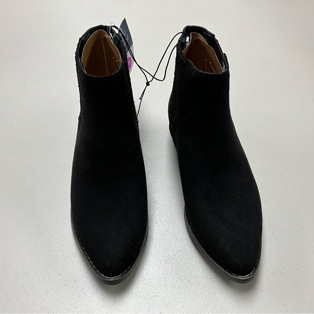 Universal Thread Black Alena Suede Ankle Boots